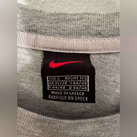 Vintage Red Tag 90’s Nike Swoosh Tee Size Small Adult - Picture 3 of 5